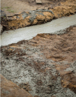 Ready mixed concrete for foundation building | EasyMix Concrete