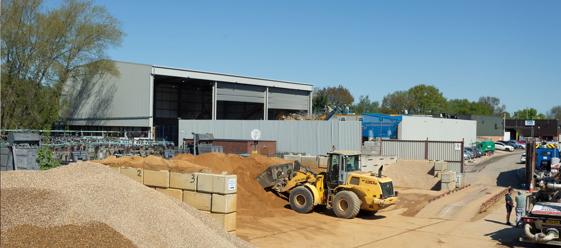 Concrete for commercial building projects | EasyMix Concrete